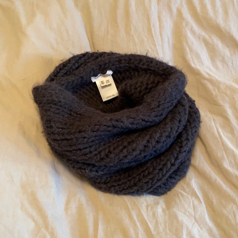 Helmet Lang neck roll scarf